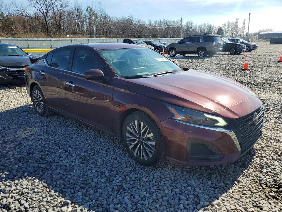 Photo 4 from auction – 2024 NISS ALTIMA with VIN 1N4BL4DV7RN349238