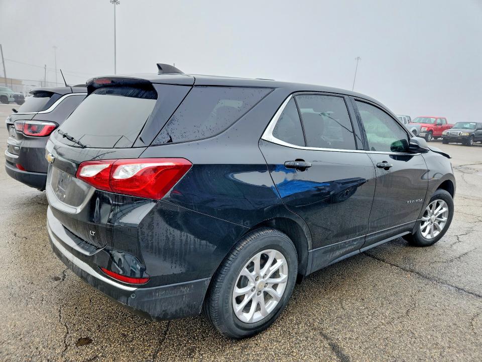 Photo 3 from auction – 2019 CHEVROLET EQUINOX with VIN 3GNAXJEV5KL331079