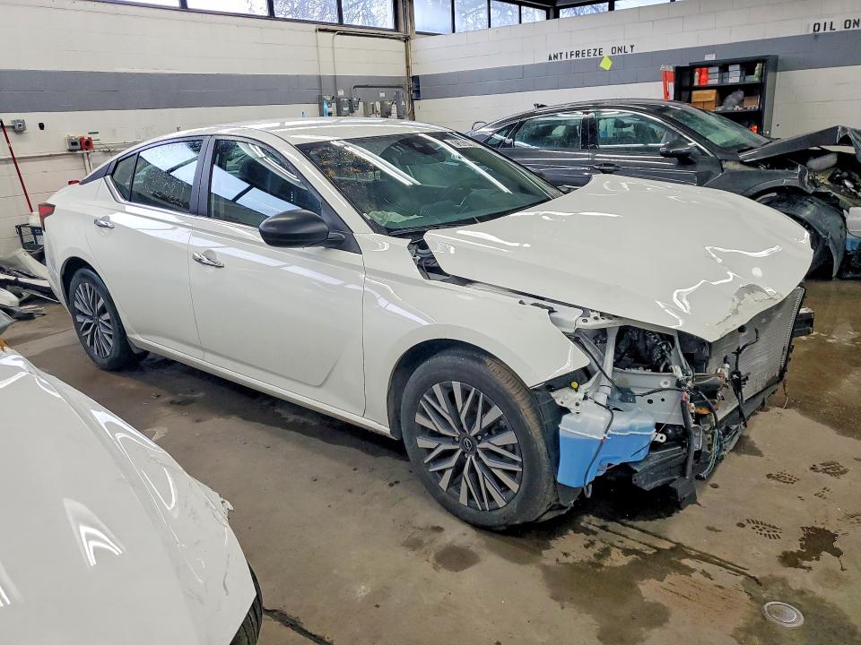 Photo 4 from auction – 2025 NISSAN ALTIMA SV with VIN 1N4BL4DV5SN370806
