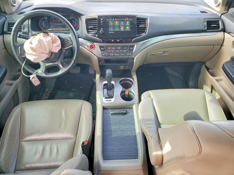 Photo 8 from auction – 2019 HONDA PILOT with VIN 5FNYF5H57KB011998