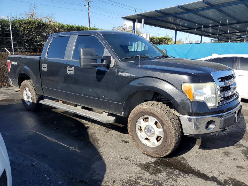 Foto 4 de la subasta – 2013 FORD F150 con VIN 1FTFW1EF8DFB68354