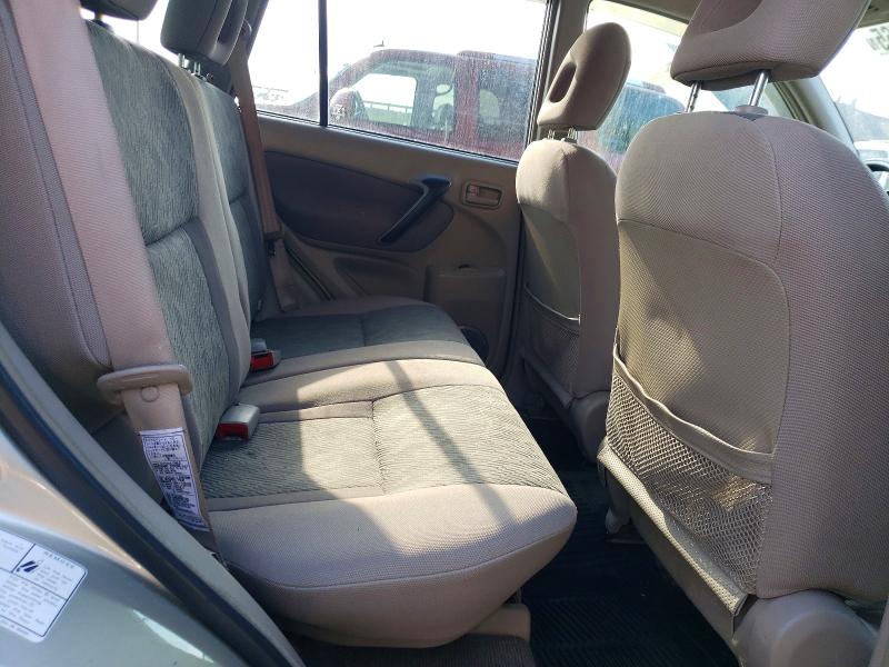 Photo 11 from auction – 2002 TOYOTA RAV4 with VIN JTEHH20V226061848