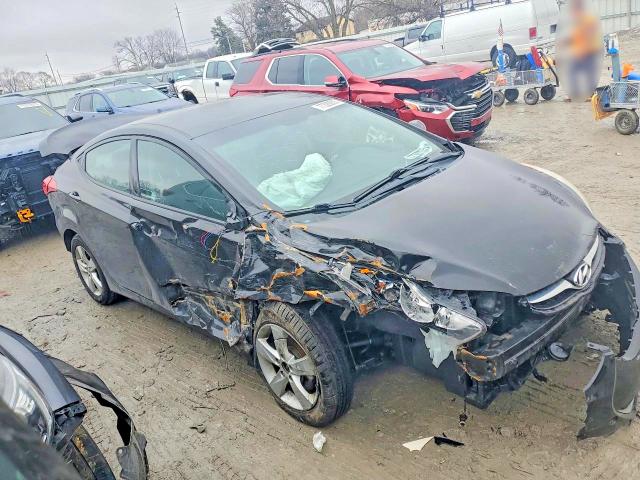 Photo 4 from auction – 2013 HYUNDAI ELANTRA with VIN KMHDH4AE8DU760067