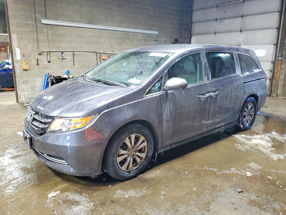 HONDA ODYSSEY 2016 with VIN 5FNRL5H45GB019609 - Photo from auction