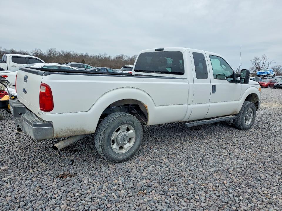 Photo 3 from auction – 2011 FORD F250 with VIN 1FT7X2B61BEB09242