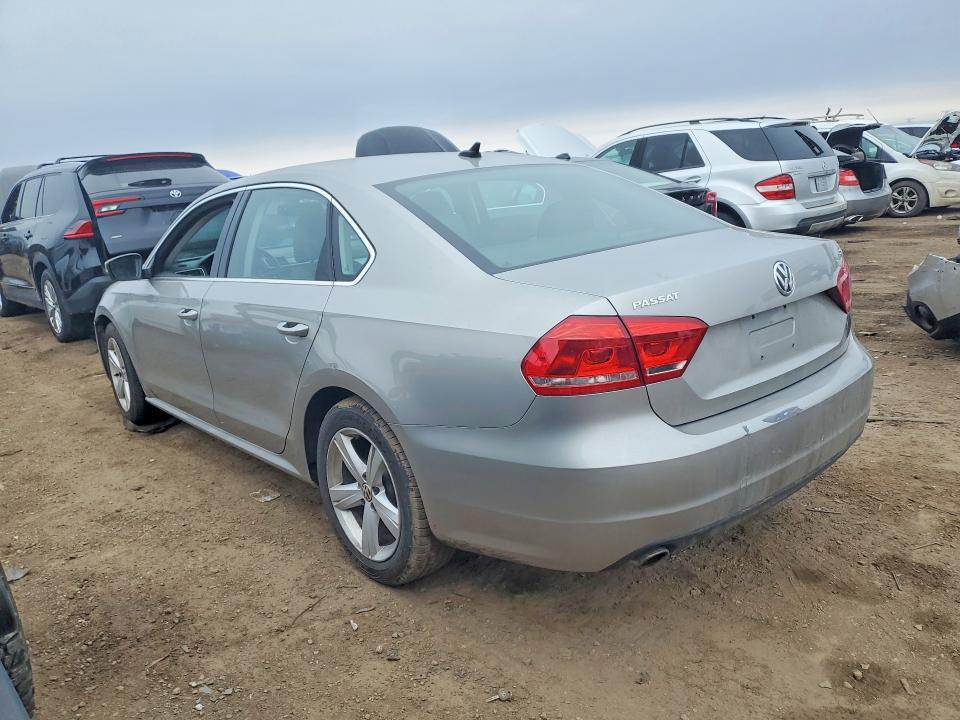 Photo 2 from auction – 2013 VOLKSWAGEN PASSAT with VIN 1VWBP7A39DC005088