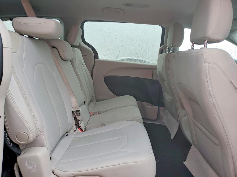 Photo 11 from auction – 2017 CHRYSLER PACIFICA with VIN 2C4RC1CG6HR502834