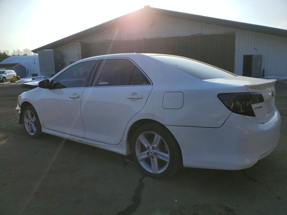 Photo 2 from auction – 2012 TOYOTA CAMRY with VIN 4T1BF1FK4CU176368
