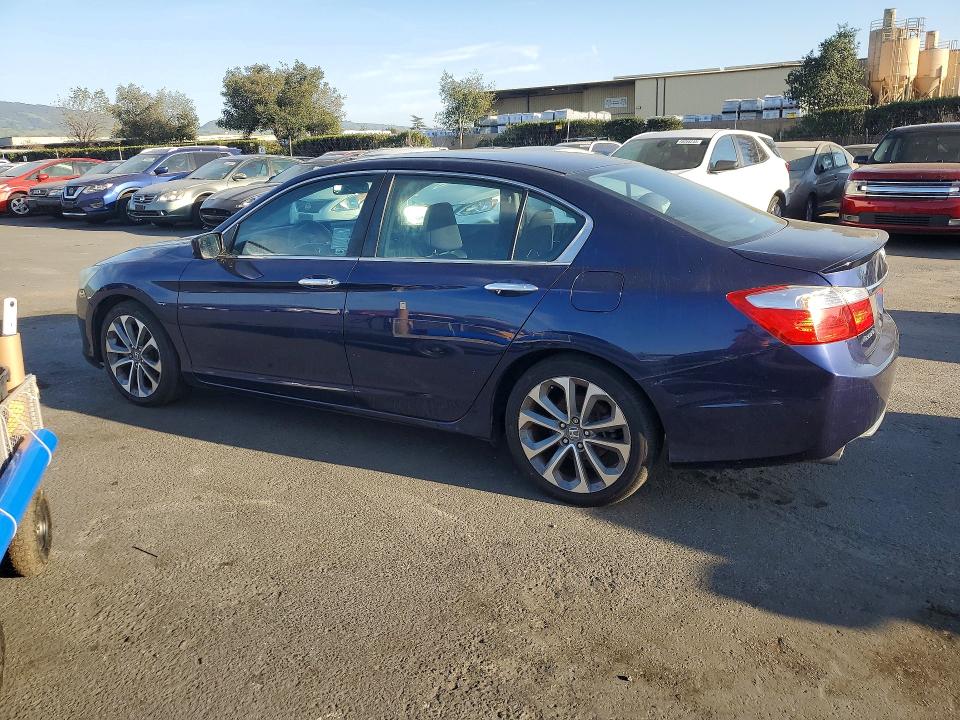 Photo 2 from auction – 2015 HONDA ACCORD with VIN 1HGCR2F59FA226303
