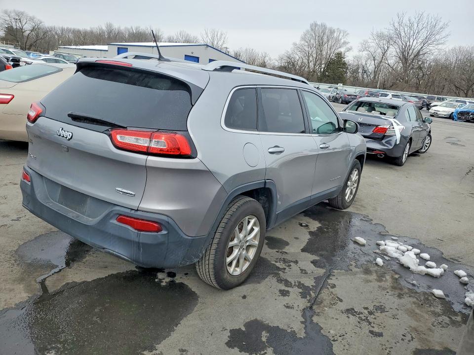 Photo 3 from auction – 2015 JEEP CHEROKEE with VIN 1C4PJMCB7FW571801