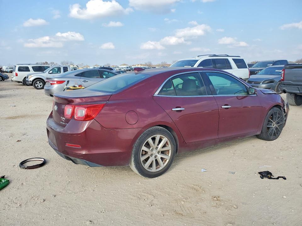 Photo 3 from auction – 2015 CHEVROLET MALIBU with VIN 1G11F5SL2FF125734