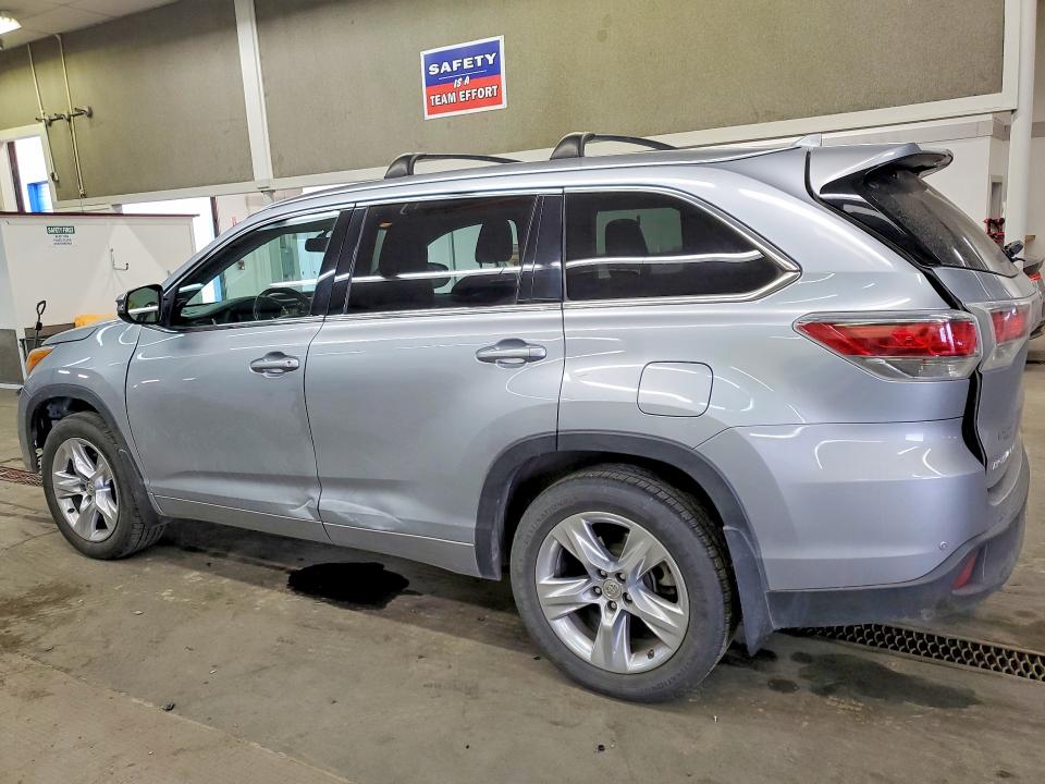 Photo 2 from auction – 2015 TOYOTA HIGHLANDER with VIN 5TDDKRFHXFS073394