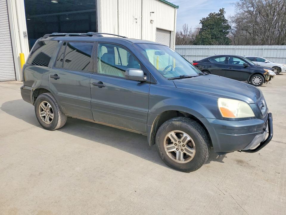 Photo 4 from auction – 2005 HONDA PILOT EXL with VIN 5FNYF18565B064138