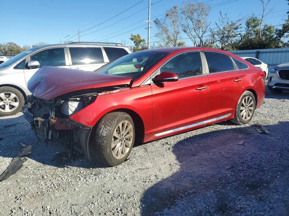 HYUNDAI SONATA 2015 with VIN 5NPE34AF9FH070938 - Photo from auction