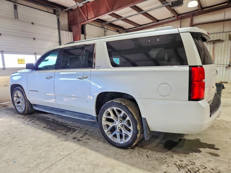 Photo 2 from auction – 2016 CHEVROLET SUBURBAN K with VIN 1GNSKJKC9GR320091