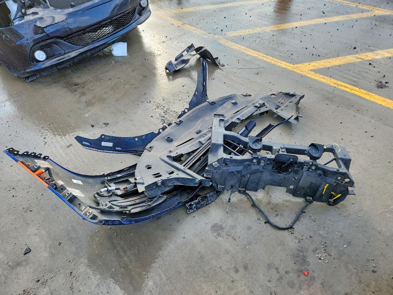Photo 12 from auction – 2015 CHRYSLER 200 with VIN 1C3CCCAB9FN701786
