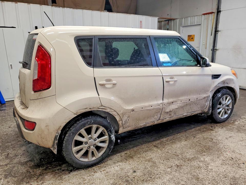 Zdjęcie 3 z aukcji – 2013 KIA SOUL + z VIN KNDJT2A68D7581979