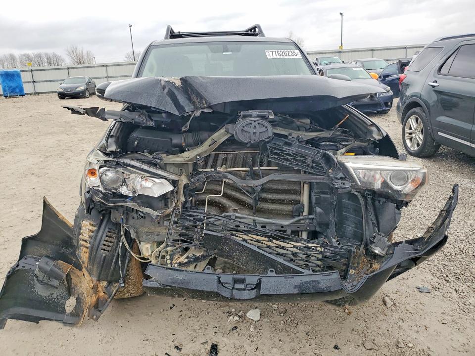 Photo 5 from auction – 2017 TOYOTA 4RUNNER with VIN JTEBU5JR0H5441709