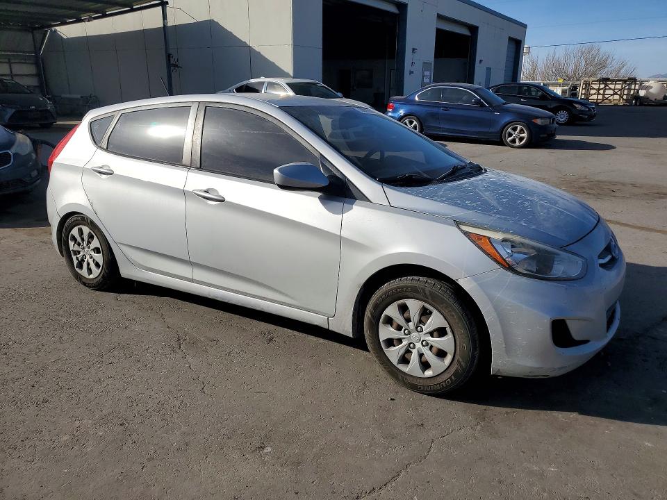 Photo 4 from auction – 2017 HYUNDAI ACCENT with VIN KMHCT5AE9HU312541