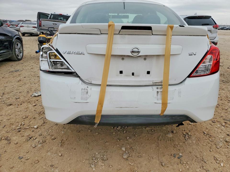 Photo 6 from auction – 2019 NISSAN VERSA with VIN 3N1CN7AP2KL809947