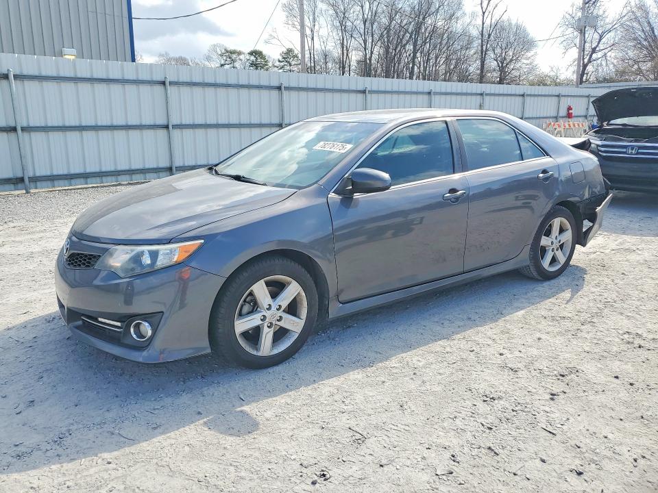 TOYOTA CAMRY 2014 with VIN 4T1BF1FK0EU754761 - Photo from auction