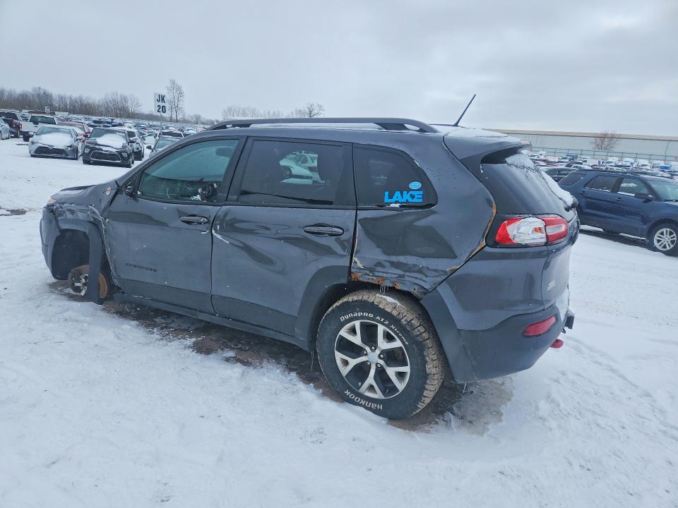 Photo 2 from auction – 2015 JEEP CHEROKEE with VIN 1C4PJMBS4FW644348