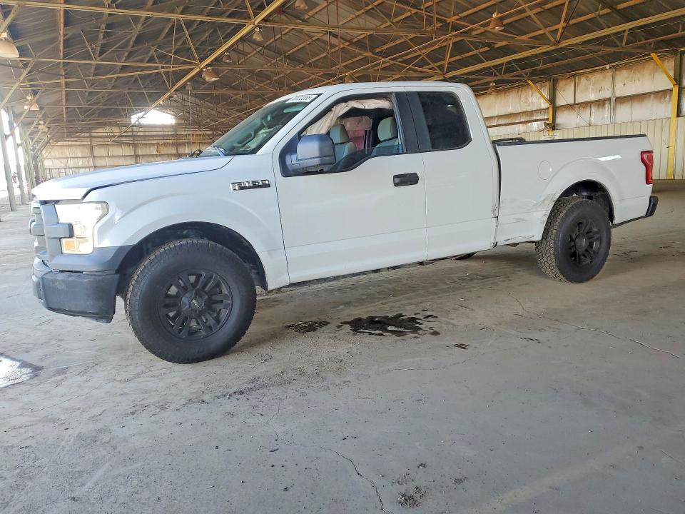 FORD F150 2015 with VIN 1FTEX1CF2FFA31165 - Photo from auction