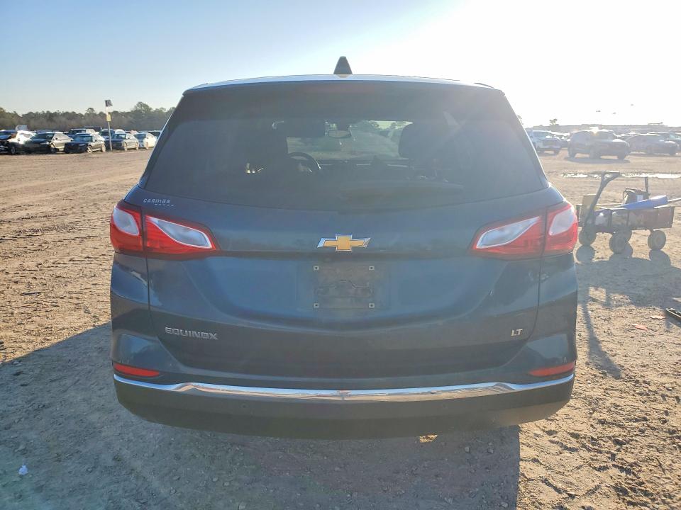 Photo 6 from auction – 2020 CHEVROLET EQUINOX with VIN 2GNAXJEV8L6196749