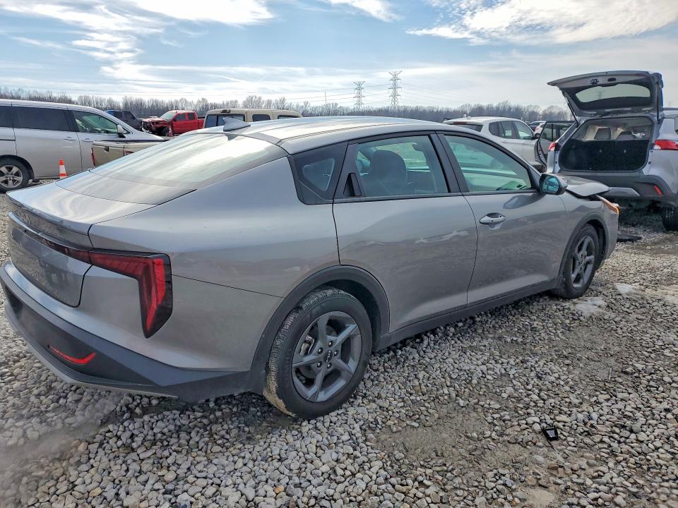 Photo 3 from auction – 2025 KIA K4 with VIN 3KPFT4DE5SE120384