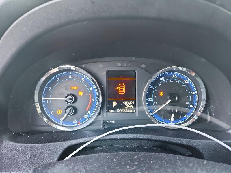 Photo 9 from auction – 2018 TOYOTA COROLLA L with VIN 2T1BURHE1JC969282