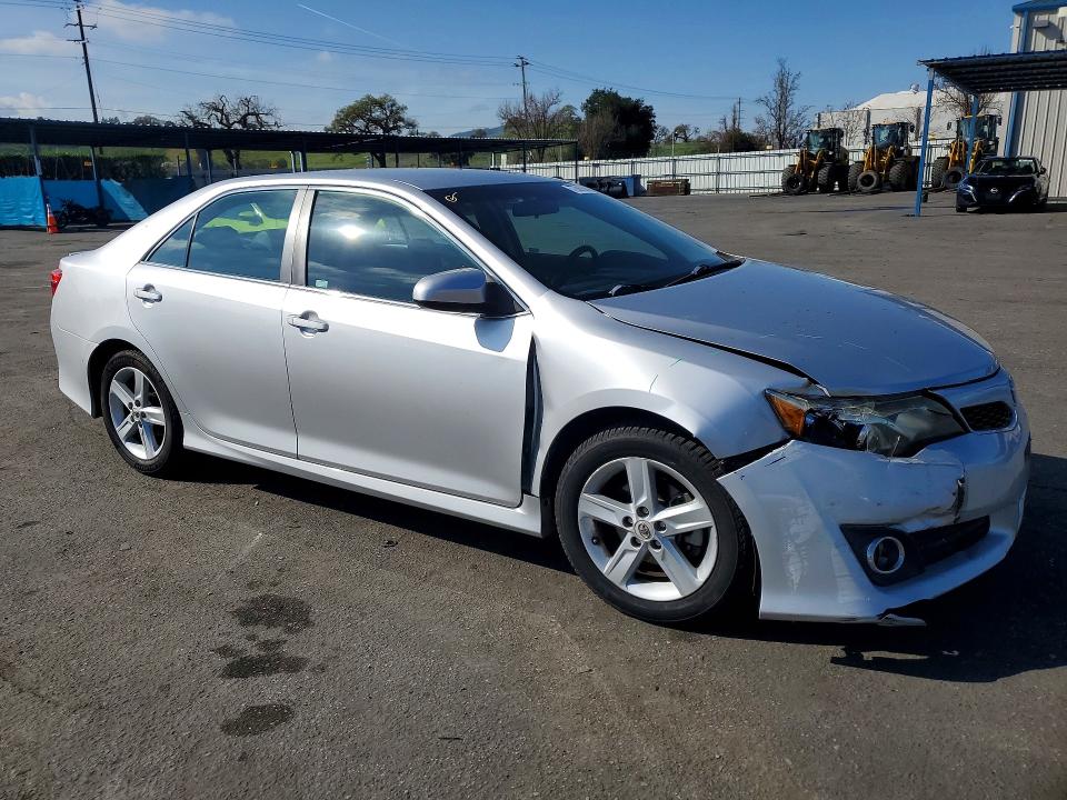 Zdjęcie 4 z aukcji – 2012 TOYOTA CAMRY z VIN 4T1BF1FK3CU090503
