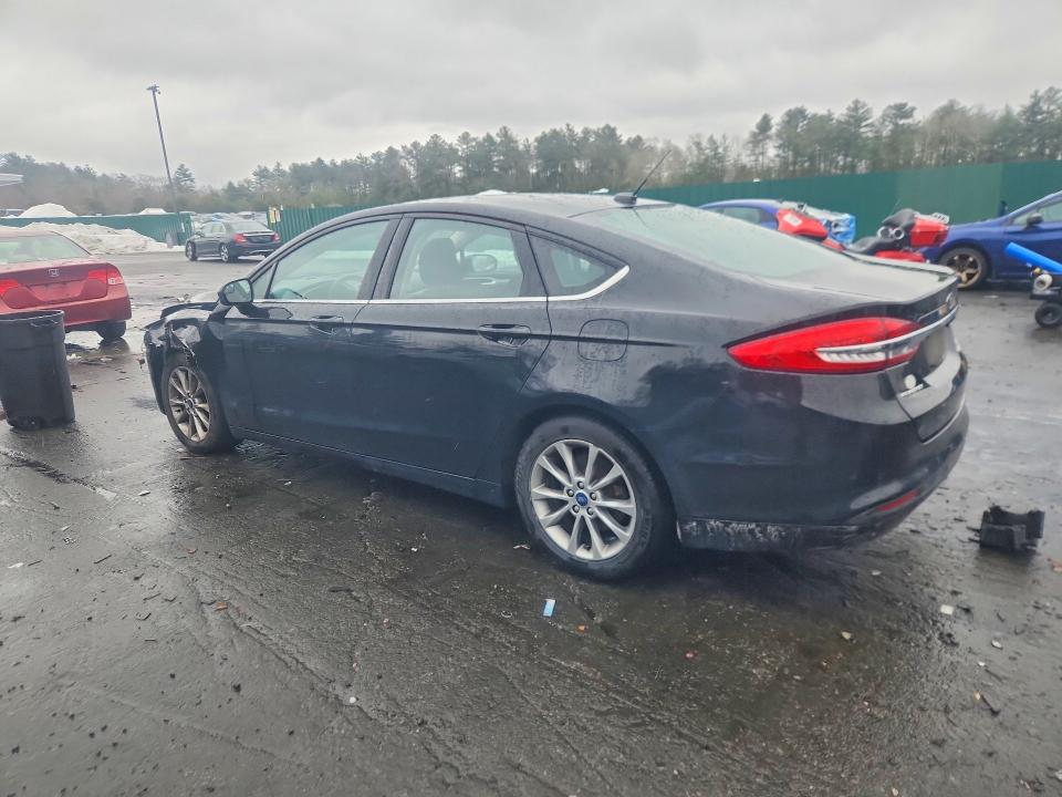 Photo 2 from auction – 2017 FORD FUSION with VIN 3FA6P0HD2HR153154