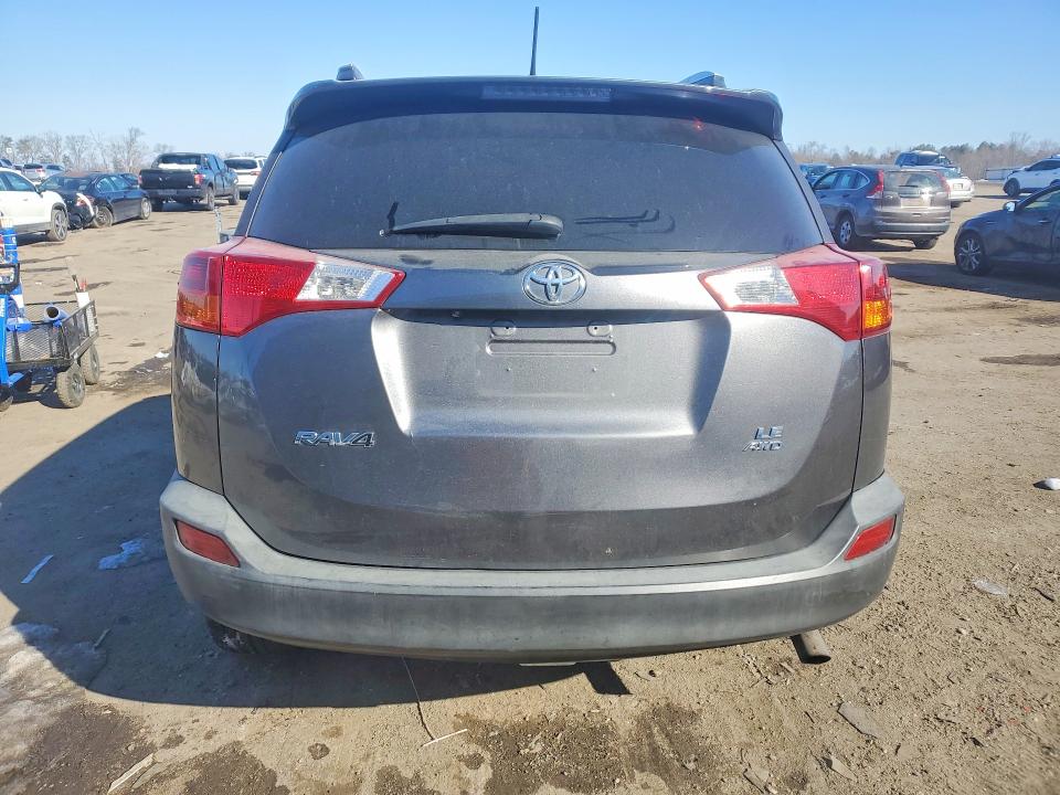 Photo 6 from auction – 2014 TOYOTA RAV4 LE with VIN 2T3BFREV8EW226242