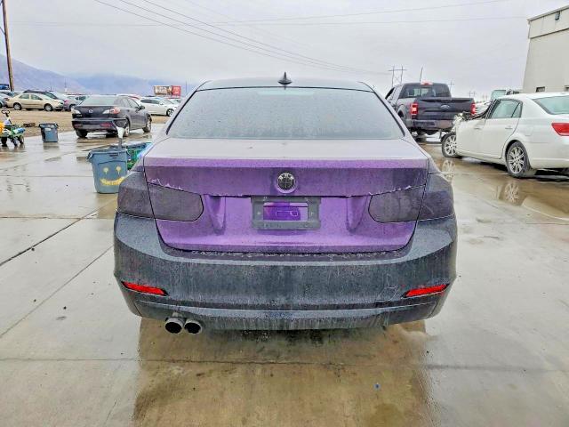 Photo 6 from auction – 2013 BMW 328 with VIN WBA3C1C59DF440218