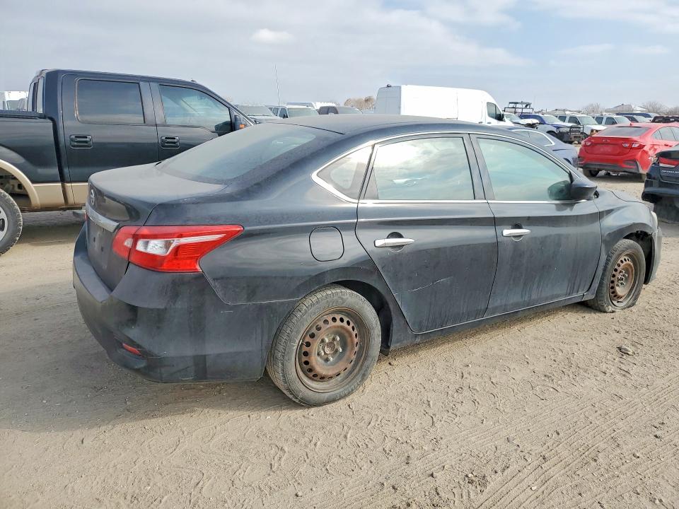 Photo 3 from auction – 2018 NISSAN SENTRA with VIN 3N1AB7AP1JY252546