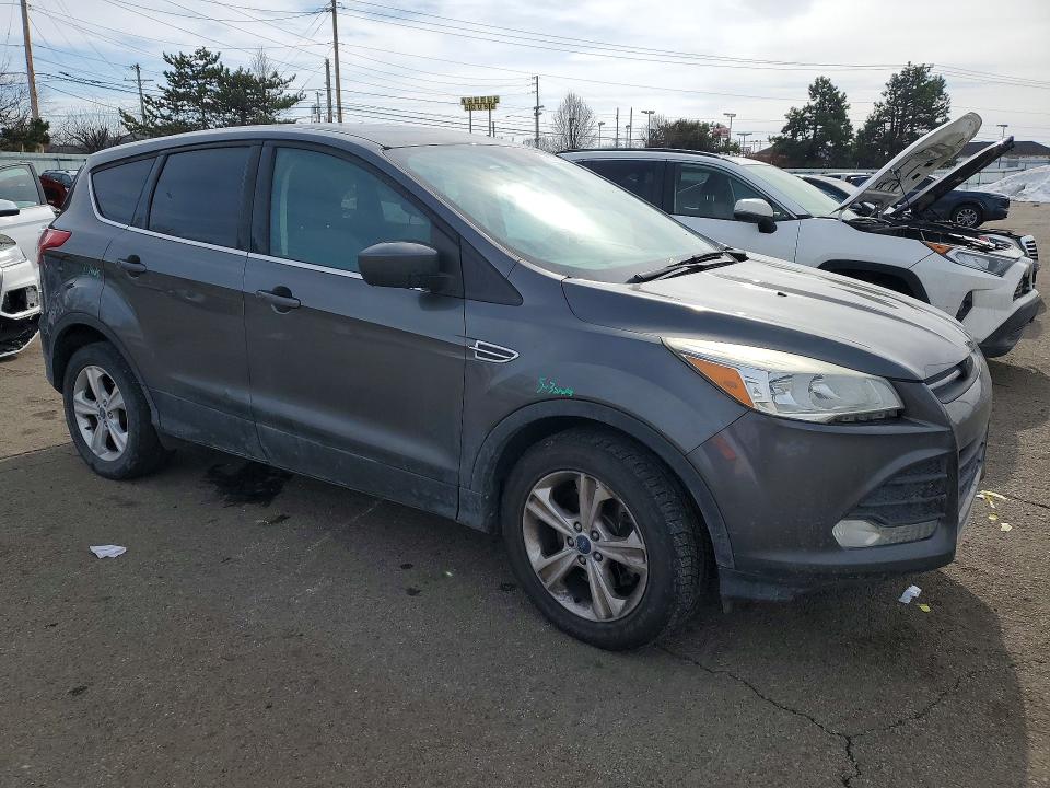 Photo 4 from auction – 2015 FORD ESCAPE with VIN 1FMCU9GX4FUC76400