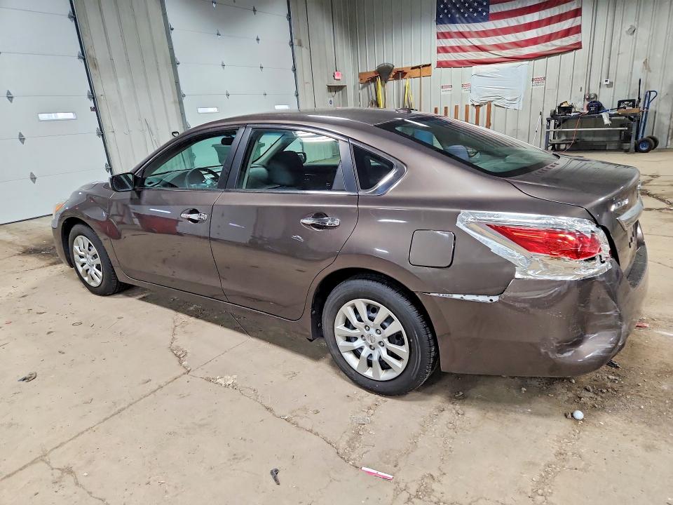 Фото 2 с аукциона – 2015 NISSAN ALTIMA с VIN 1N4AL3AP4FC417403