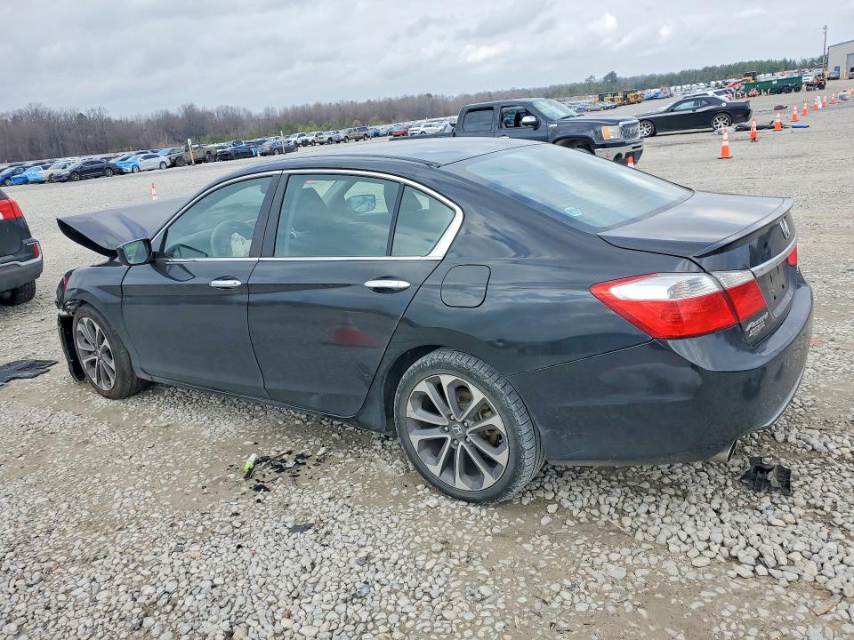 Photo 2 from auction – 2015 HONDA ACCORD with VIN 1HGCR2F50FA209437