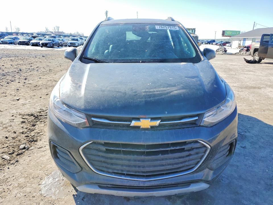 Photo 5 from auction – 2017 CHEVROLET TRAX with VIN 3GNCJLSB4HL288430