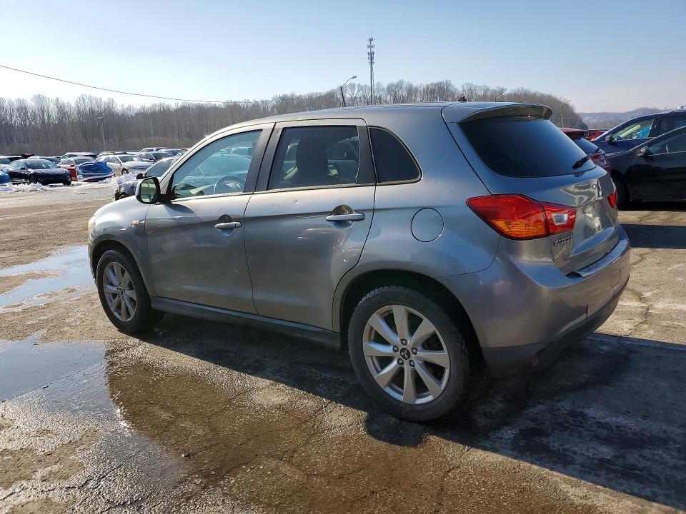 Photo 2 from auction – 2014 MITSUBISHI OUTLANDER with VIN 4A4AP3AU4EE003618