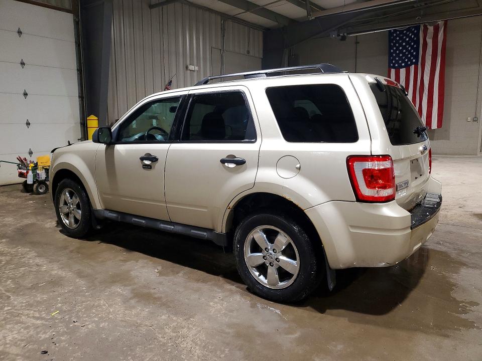 Zdjęcie 2 z aukcji – 2010 FORD ESCAPE z VIN 1FMCU9DG1AKA72887