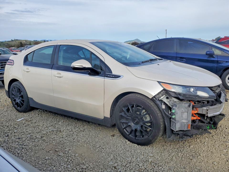 Photo 4 from auction – 2014 CHEVROLET VOLT with VIN 1G1RH6E45EU152010