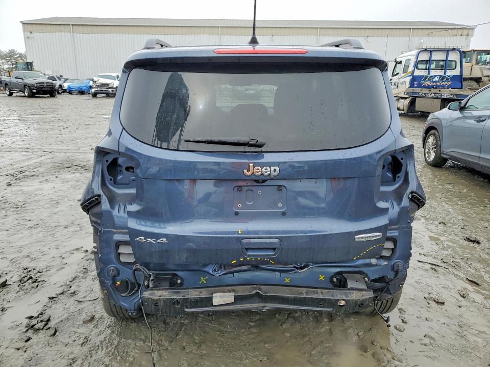 Photo 6 from auction – 2021 JEEP RENEGADE with VIN ZACNJDB10MPM28809