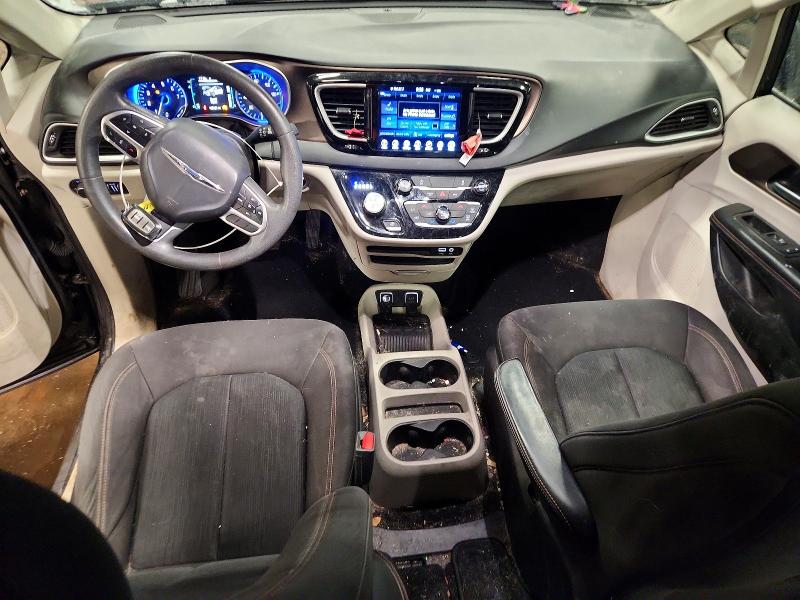 Photo 8 from auction – 2017 CHRYSLER PACIFICA with VIN 2C4RC1DG3HR759142