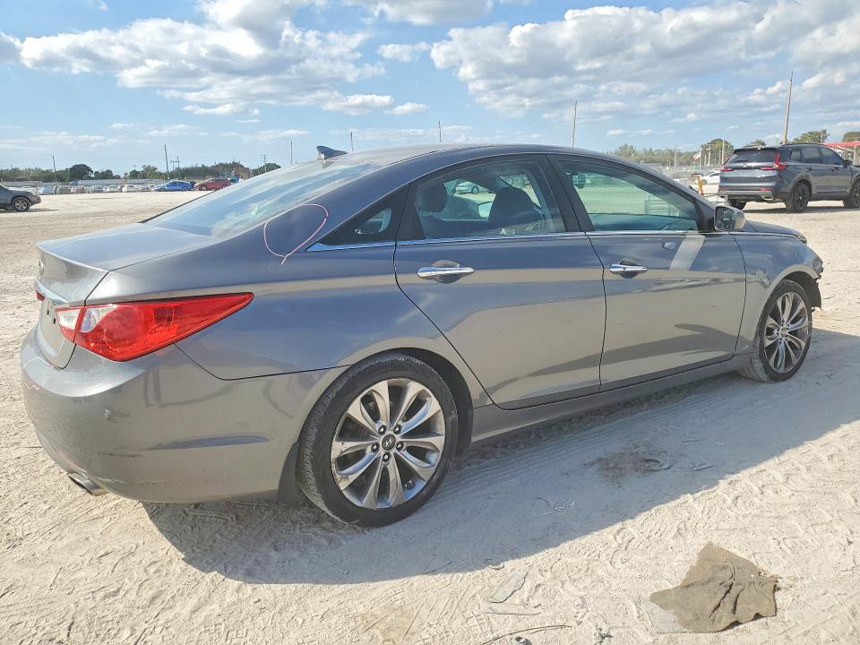 Zdjęcie 3 z aukcji – 2013 HYUNDAI SONATA z VIN 5NPEC4AC0DH523590