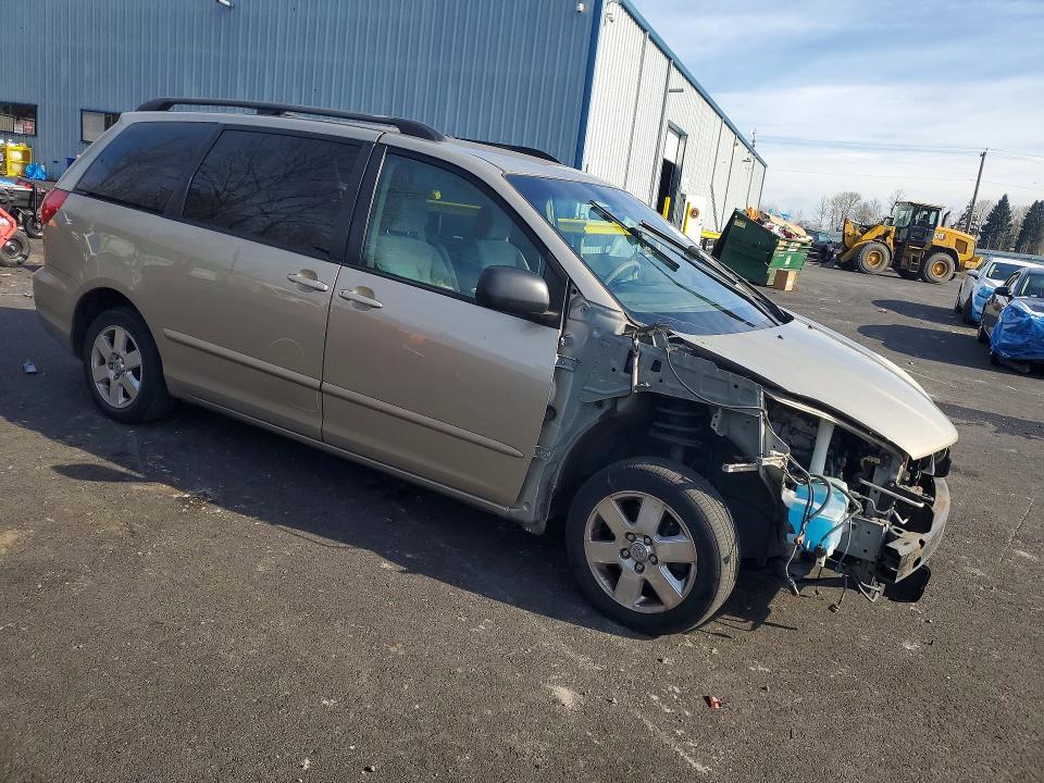 Photo 4 from auction – 2007 TOYOTA SIENNA with VIN 5TDZK23C37S094093
