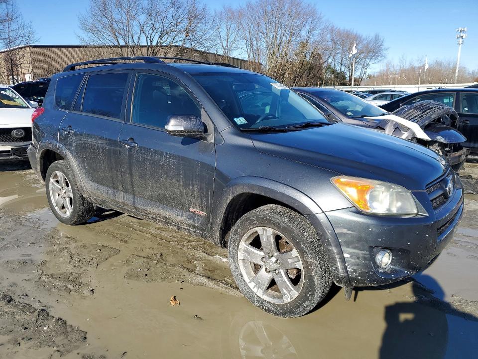 Photo 4 from auction – 2011 TOYOTA RAV4 with VIN JTMRF4DV7B5048135