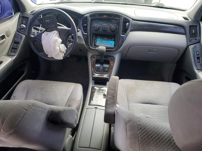 Photo 8 from auction – 2004 TOYOTA HIGHLANDER with VIN JTEDP21A840016027