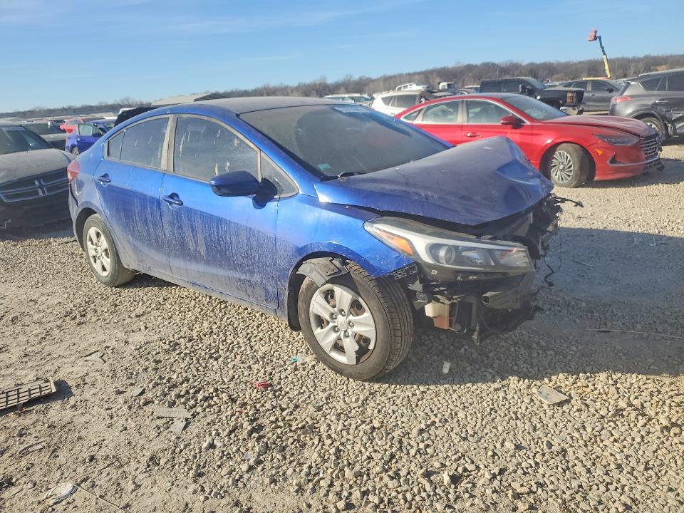 Photo 4 from auction – 2017 KIA FORTE LX with VIN 3KPFK4A72HE027842