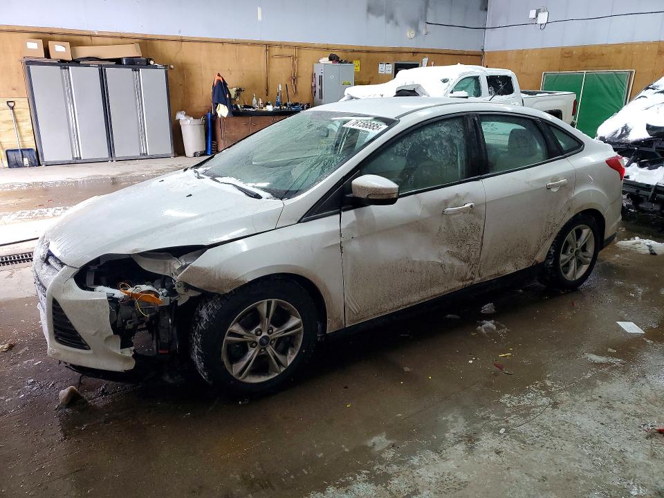 FORD FOCUS SE 2014 z numerem VIN 1FADP3F24EL173152 - Zdjęcie z aukcji